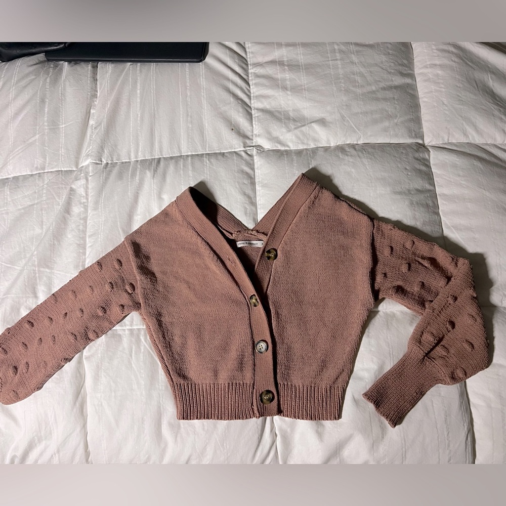 “This is it” Cropped sweater. Size S.  Great Fit!